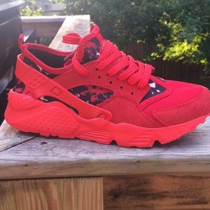 Custom made Air huarache’s